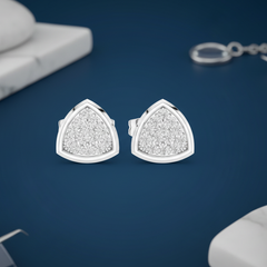 Luminous Shield-Shape Diamond