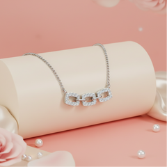 Modern Interlocking Link Diamond