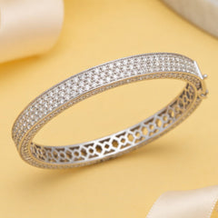 Geometric Lattice Interior Diamond Bangle