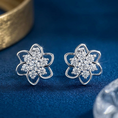Open Petal Diamond Flower
