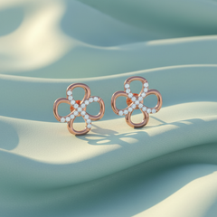 Open Clover Diamond