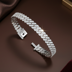 Bold & Luxurious Cuban Link