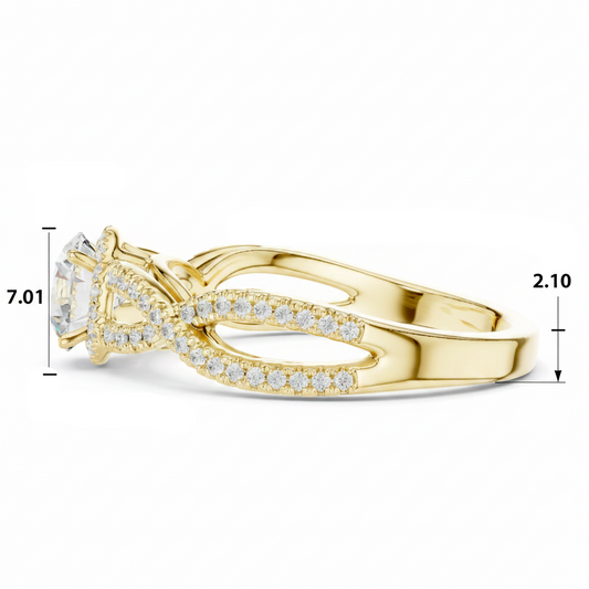 0.90 CT Center With Side Diamond 0.37 Cttw
